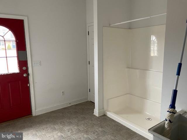 125 Hillview Rd, Kunkletown, PA 18058 - bathroom with a shower and baseboards