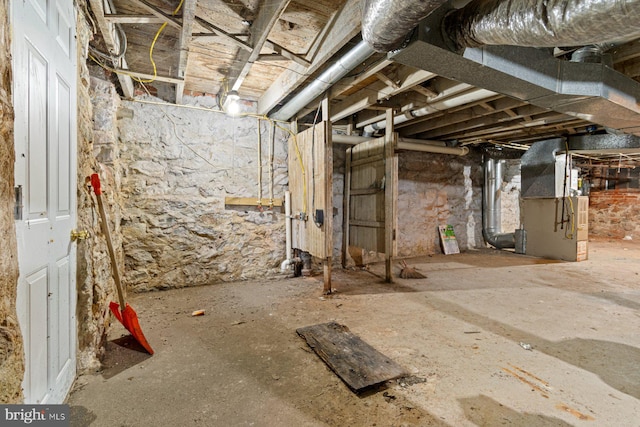 2609 Keyworth Ave, Baltimore, MD 21215 - unfinished below grade area with heating unit