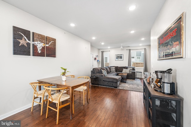 dining space featuring recessed lighting, dark wood-type flooring, baseboards, and ceiling fan