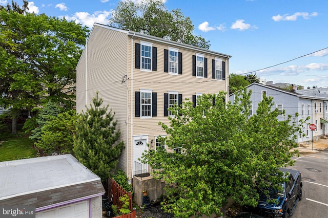 396 Delmar St, Philadelphia, PA 19128 - view of front of property