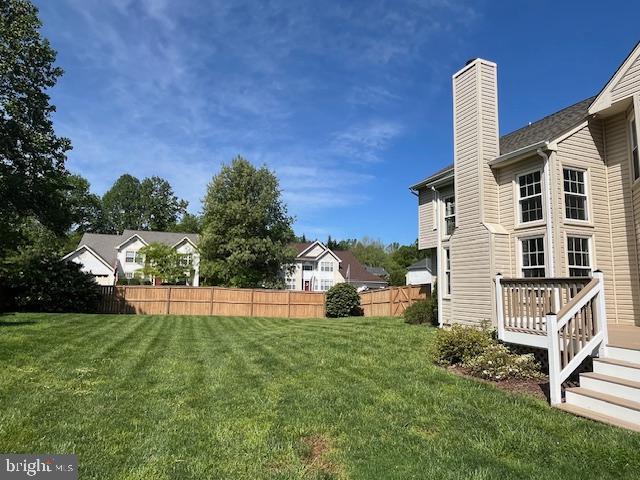 11 Ashbrook Rd, Stafford, VA 22554 - view of yard featuring a deck