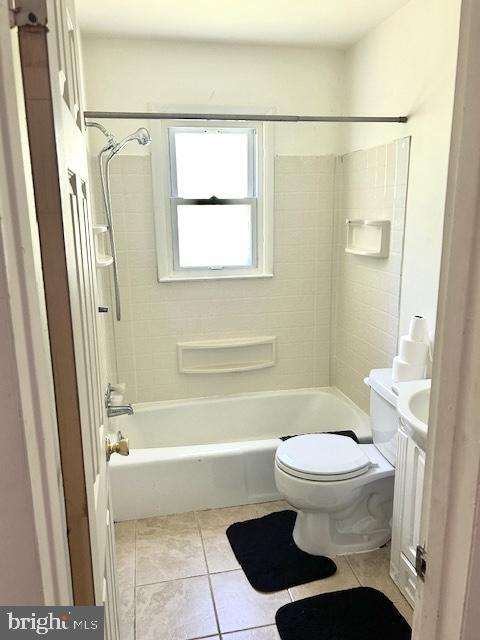 136 Charles Pl, Indian Head, MD 20640 - full bathroom with toilet, vanity, shower / bath combination, and tile patterned floors