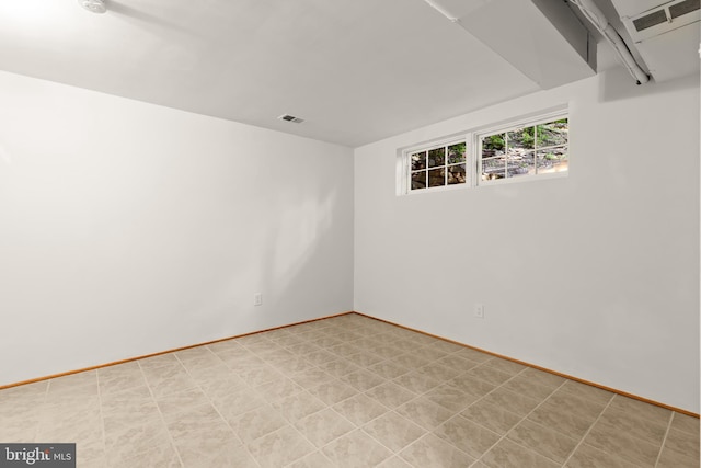 2646 S June St, Arlington, VA 22202 - spare room featuring light floors and baseboards