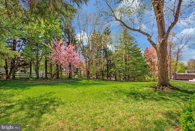2801 Riva Rd, Annapolis, MD 21401 - view of yard with fence