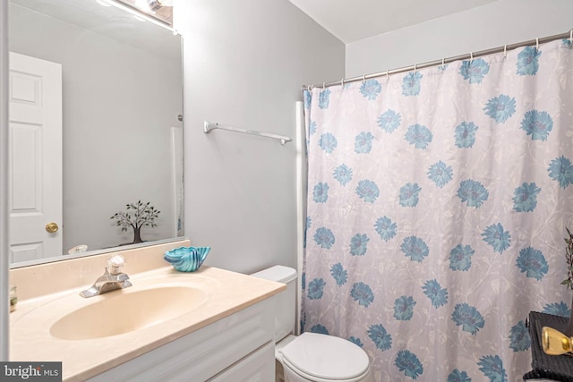 30381 Crowley Dr Unit 309, Ocean View, DE 19970 - full bath with toilet, vanity, and curtained shower