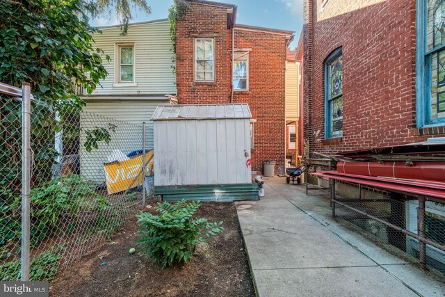 336 7th St N, Lebanon, PA 17042 - exterior space featuring a storage shed, an outdoor structure, and fence