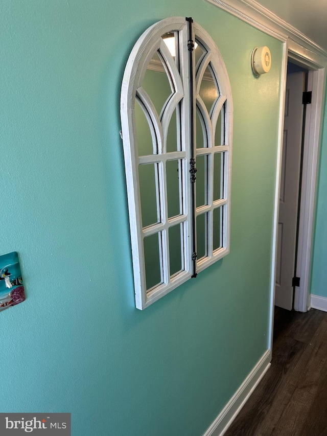 details featuring stucco siding