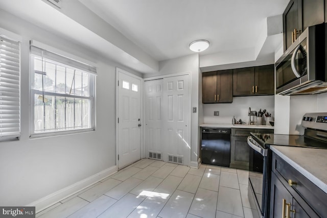 1157 Summit St NE, Washington, DC 20002