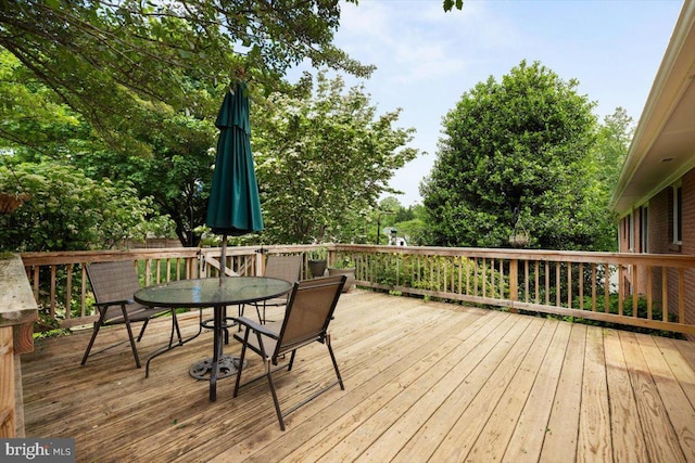 331 Ridge Ave, Winchester, VA 22601 - wooden terrace featuring outdoor dining space