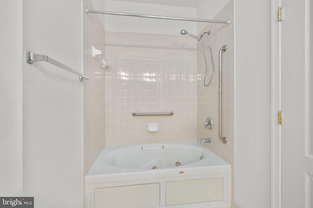 full bath featuring shower / bathtub combination