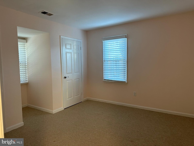 206 Fairgrove Cir, Gaithersburg, MD 20877 - unfurnished room with carpet flooring, visible vents, and baseboards