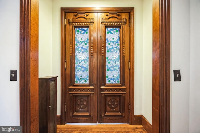 details featuring baseboards