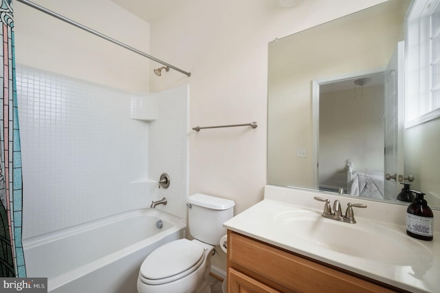 16647 Space More Cir, Woodbridge, VA 22191 - full bath featuring toilet, bathing tub / shower combination, and vanity