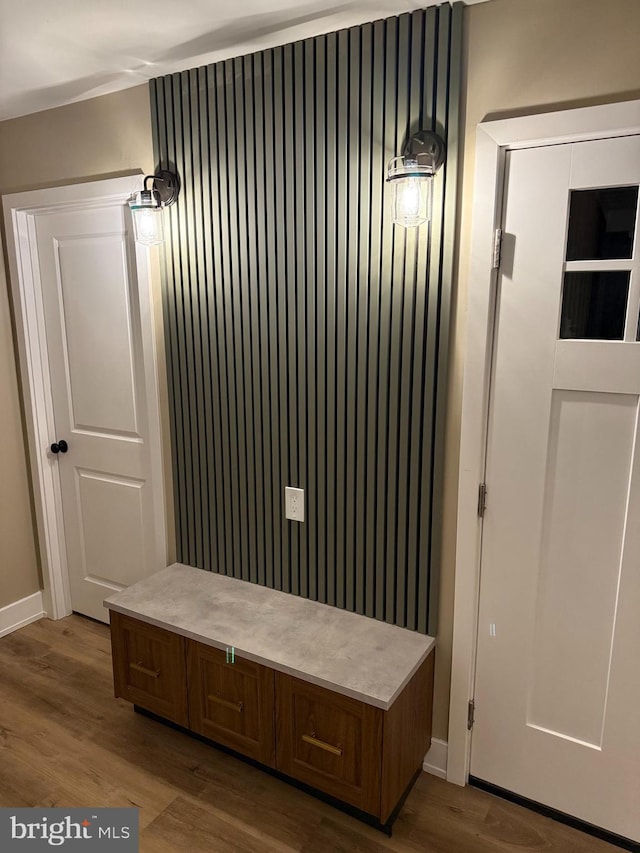 1198 Glenside Rd, Downingtown, PA 19335 - interior space featuring dark wood-type flooring and baseboards