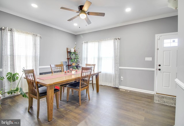 1634 Cape May Rd, Essex, MD 21221 - dining space featuring visible vents, ornamental molding, wood finished floors, baseboards, and ceiling fan