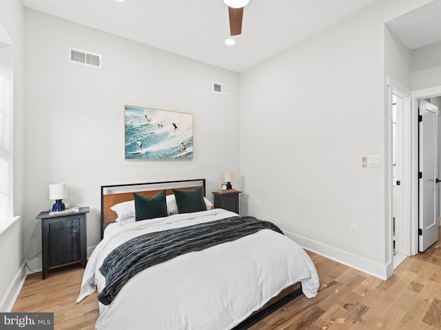 1611 N Dover St, Philadelphia, PA 19121 - bedroom with visible vents, light wood-style flooring, and baseboards