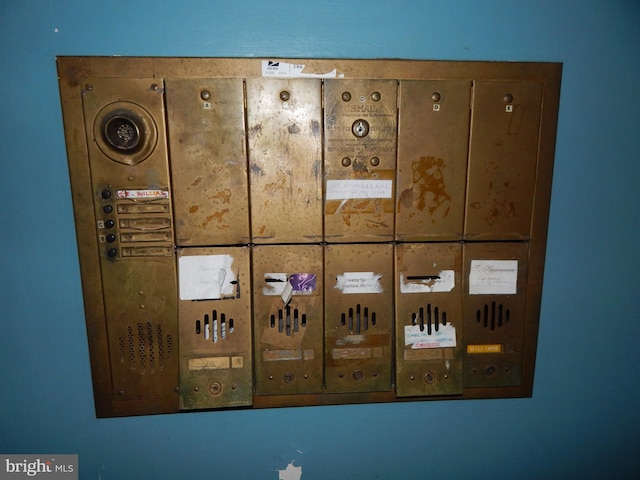 605 Upland Rd, Pikesville, MD 21208 - view of room details