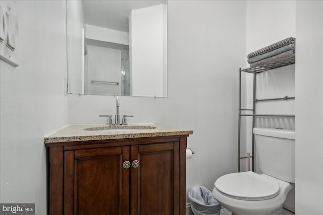 1557 N 9th St, Philadelphia, PA 19122 - bathroom with toilet and vanity
