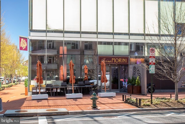 811 4th St NW Unit 608, Washington, DC 20001 - view of building exterior