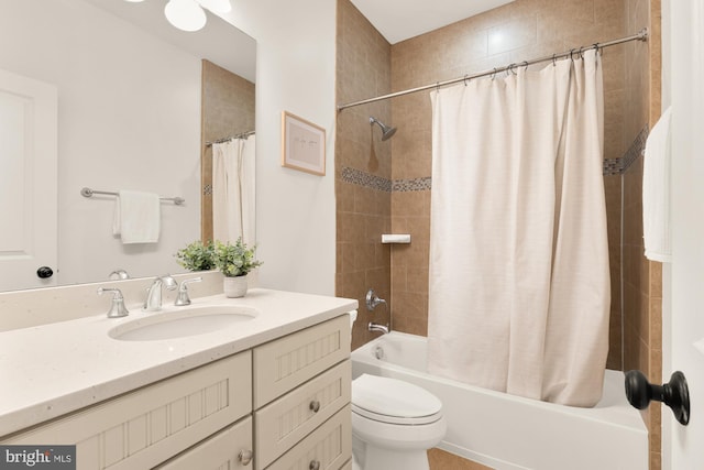 7521 Westfield Dr, Bethesda, MD 20817 - full bath featuring shower / bath combo with shower curtain, toilet, and vanity
