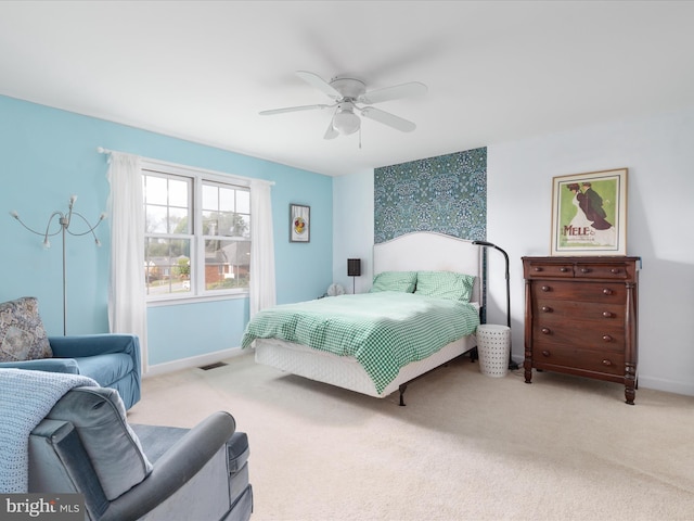 112 Daniel Ct, Strasburg, VA 22657 - bedroom with carpet floors, baseboards, a ceiling fan, and visible vents