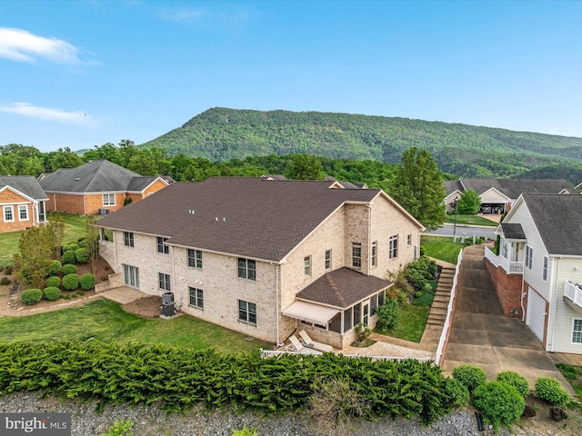 112 Daniel Ct, Strasburg, VA 22657 - birds eye view of property with a residential view and a mountain view