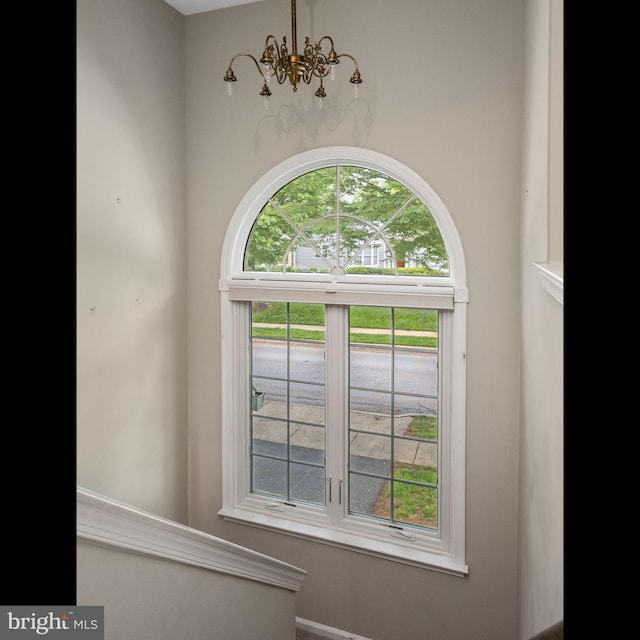 550 E Saxony Dr Unit 550, Exton, PA 19341 - detailed view of a chandelier and baseboards