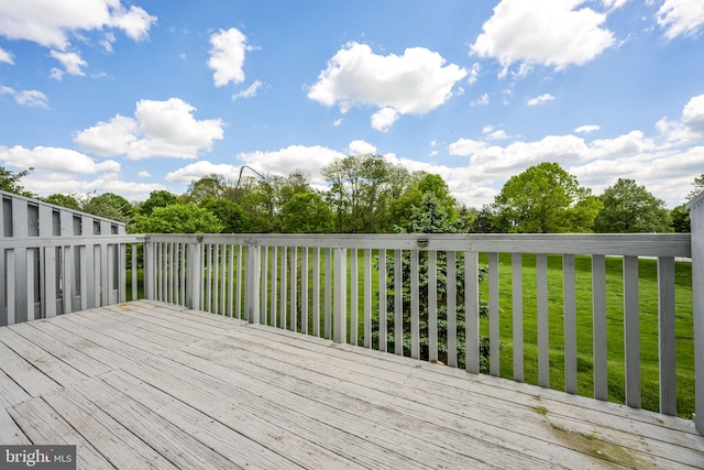 550 E Saxony Dr Unit 550, Exton, PA 19341 - wooden deck featuring a lawn
