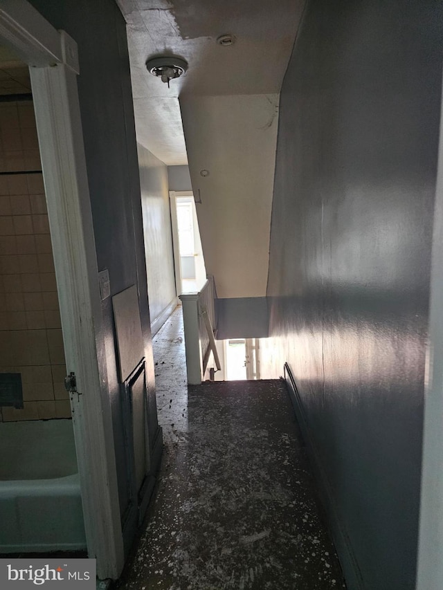 246 S Logan Ave, Trenton, NJ 08629 - hall with an upstairs landing