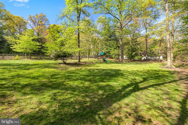 1335 N Pegram St N, Alexandria, VA 22304 - view of yard featuring a playground and fence