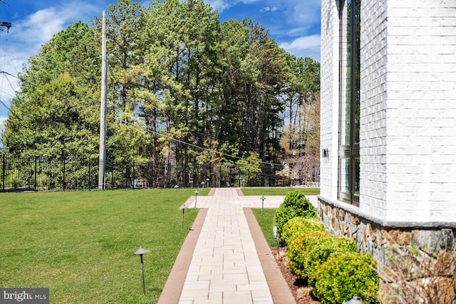 1109 Towlston Rd, Mclean, VA 22102 - view of yard with fence