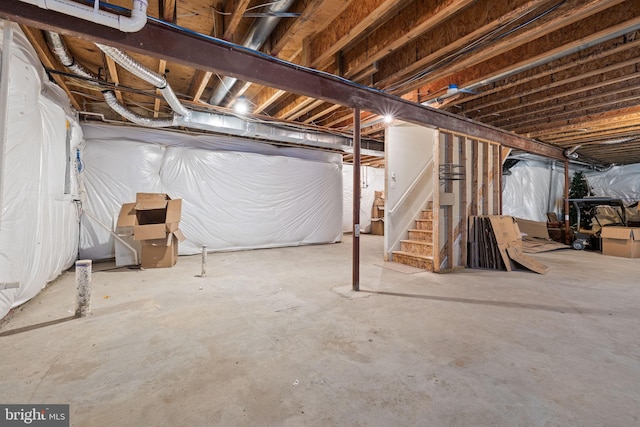 18547 Kerill Rd, Triangle, VA 22172 - unfinished below grade area with stairway