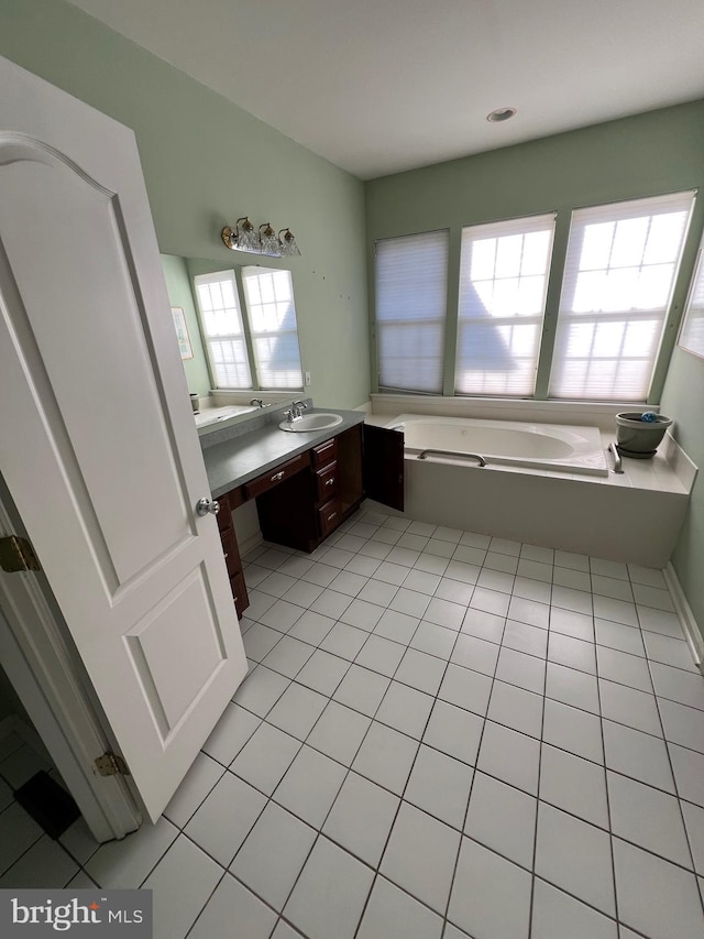 122 Lahinch Ct, Middletown, DE 19709 - full bath featuring tile patterned flooring, vanity, and a garden tub