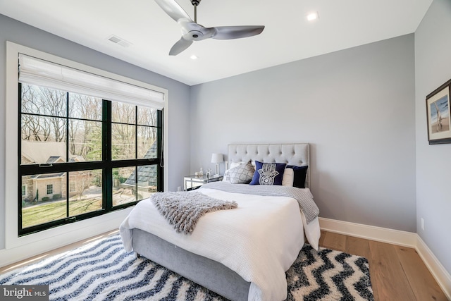 1544 Forest Villa Ln, Mclean, VA 22101 - bedroom featuring wood finished floors, baseboards, recessed lighting, and ceiling fan