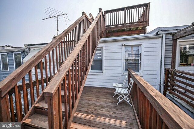 6 N Luzerne Ave, Baltimore, MD 21224 - deck featuring stairs