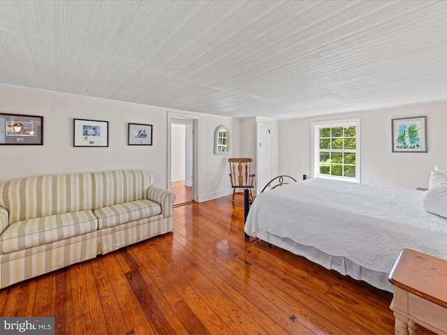 5917 Horns Point Rd, Cambridge, MD 21613 - bedroom with hardwood / wood-style floors