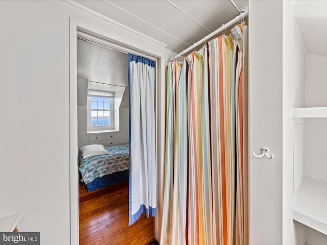 5917 Horns Point Rd, Cambridge, MD 21613 - corridor with hardwood / wood-style floors