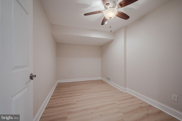 961 Rue Madora, Bear, DE 19701 - bonus room with light wood-style floors, visible vents, baseboards, and ceiling fan