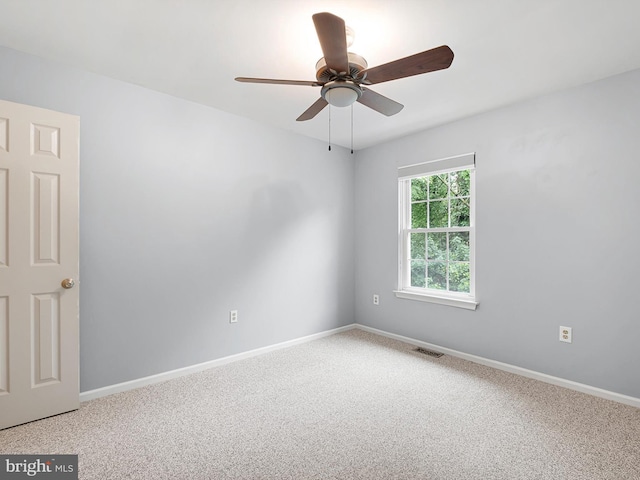 998 Glackens Ln, Wilmington, DE 19808 - unfurnished room featuring carpet flooring, baseboards, and a ceiling fan