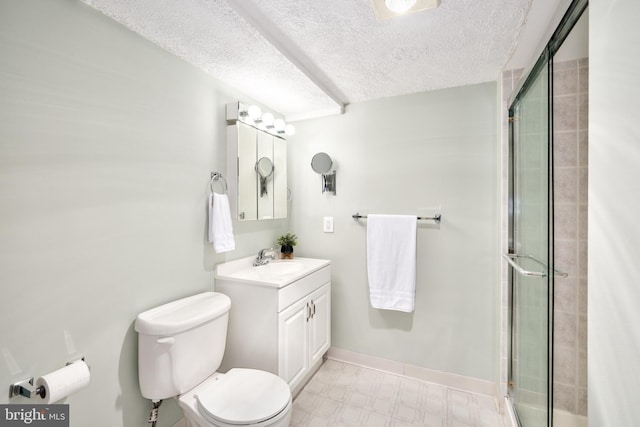 10702 Dundas Oak Ct, Burke, VA 22015 - bathroom with toilet, a tile shower, a textured ceiling, baseboards, and vanity