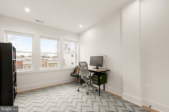 632 Rock Creek Church Rd NW Unit 2, Washington, DC 20010 - home office with recessed lighting