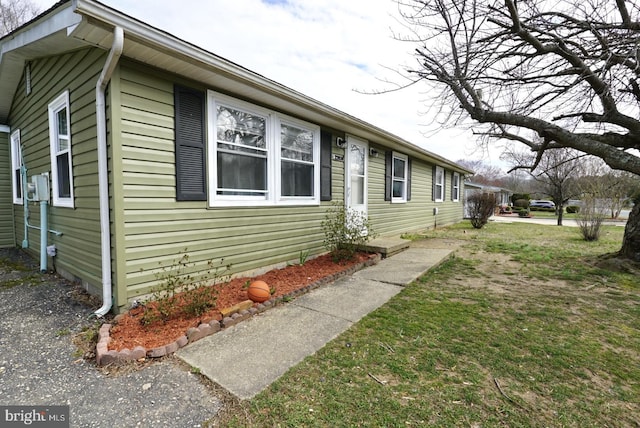 view of side of home