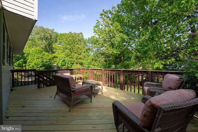 9801 Pulham Rd, Burke, VA 22015 - view of wooden terrace