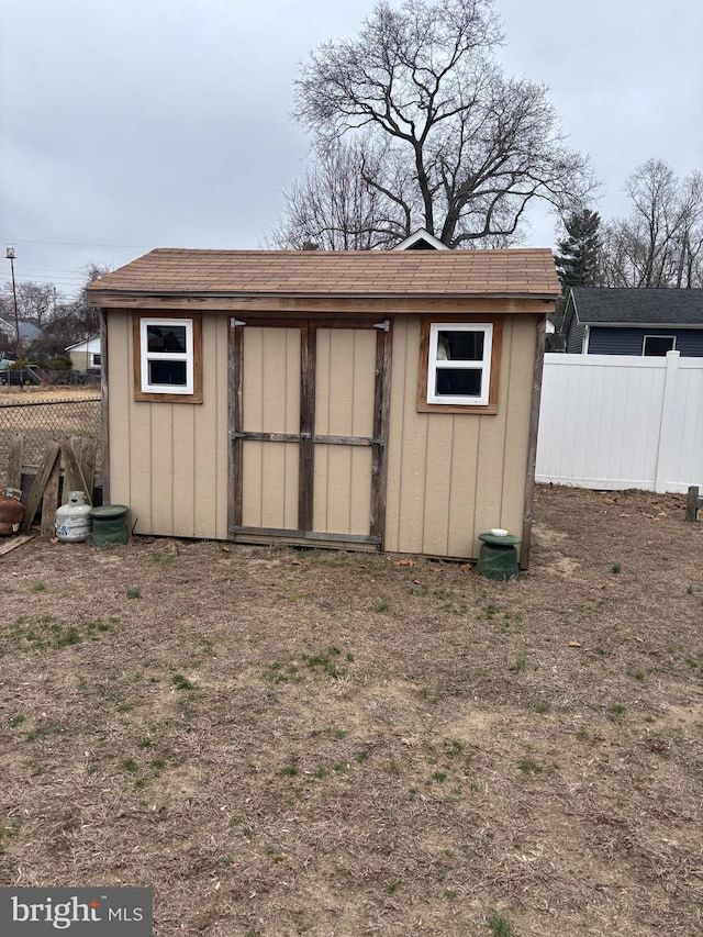 526 Bainbridge Ave, Mays Landing, NJ 08330 - view of shed featuring fence