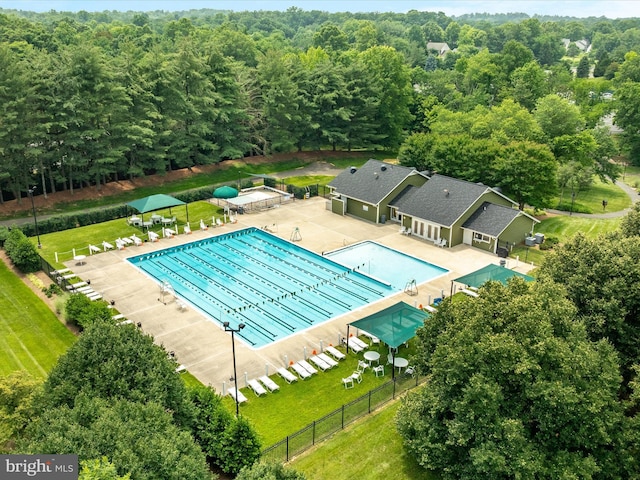 21 Griswold Ct, Sterling, VA 20165 - community pool featuring a patio