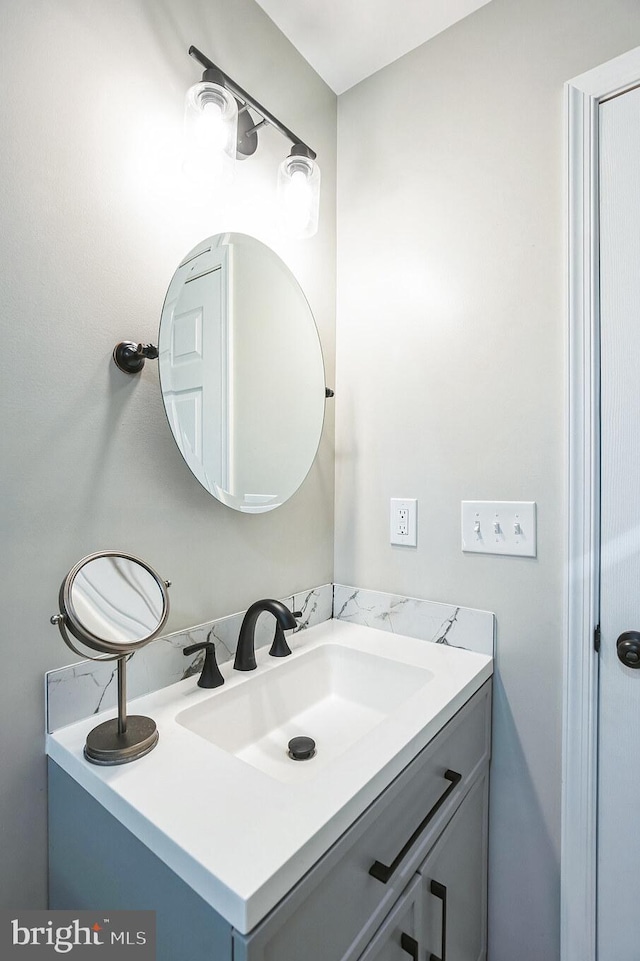 45352 Sypher Rd, California, MD 20619 - bathroom with vanity