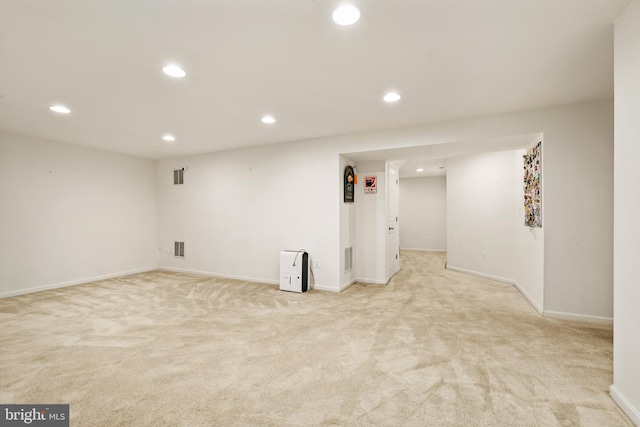 31 Crescent Links Dr, North East, MD 21901 - finished below grade area featuring baseboards, light carpet, visible vents, and recessed lighting