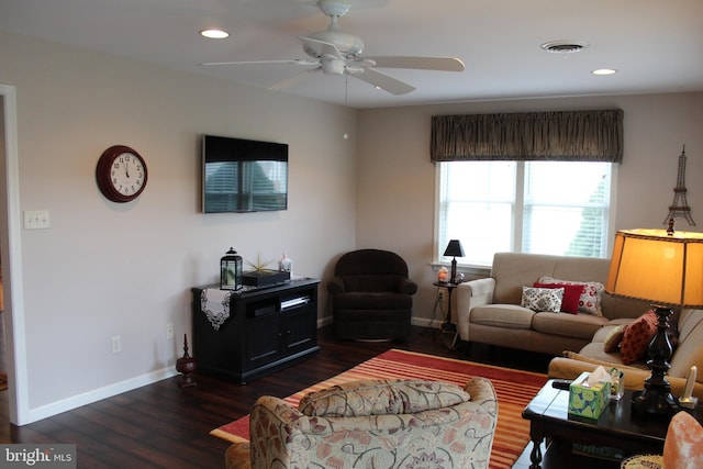 197 Parkwood Dr Unit 320, Chambersburg, PA 17201 - living area featuring dark wood-style flooring, visible vents, baseboards, recessed lighting, and a ceiling fan