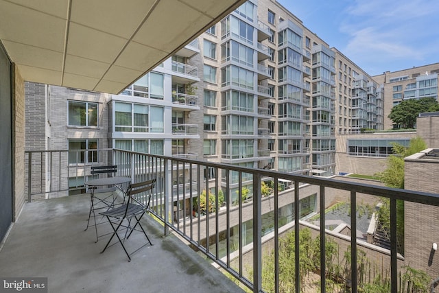 2201 L St NW Unit 515, Washington, DC 20037 - view of balcony
