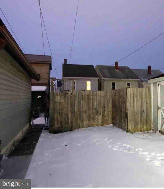 view of yard with a gate and fence